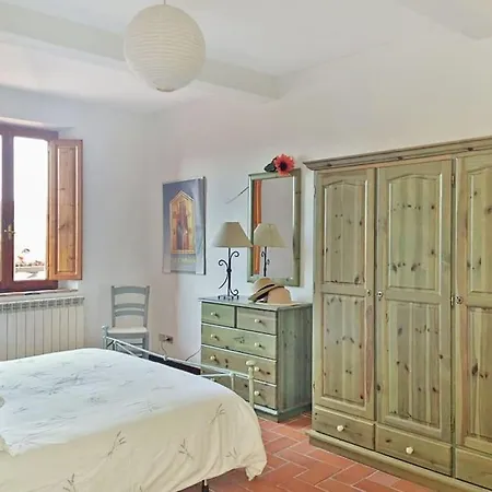 * In Old Town With Amazing Views Barga