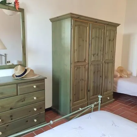 * In Old Town With Amazing Views Apartamento
